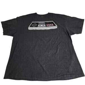 Nintendo Original NES Game Controller Gray Short Sleeve T-Shirt Men's Size XXL